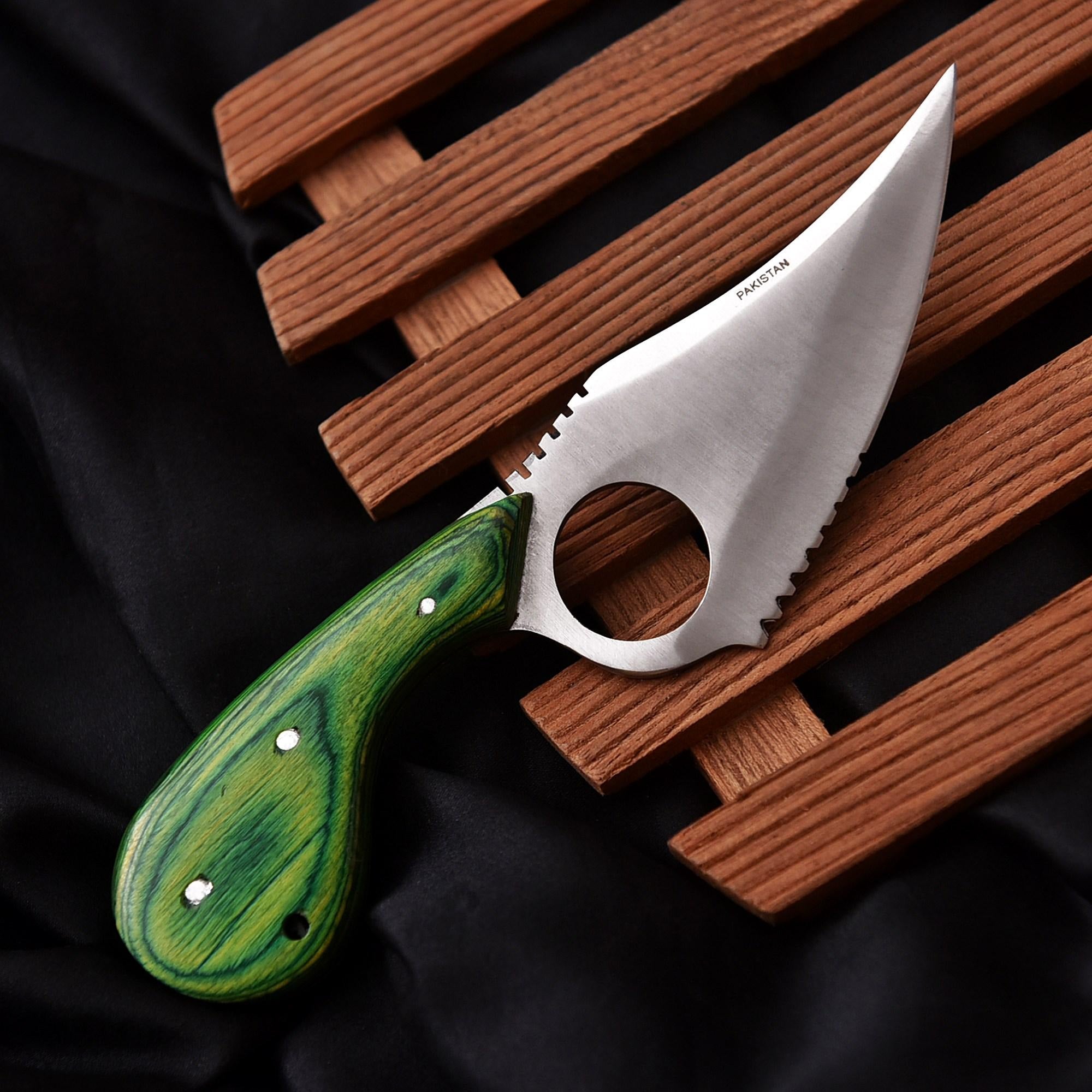 Handmade Damascus Steel Skinner Knife + Free Mini Keychain Knife