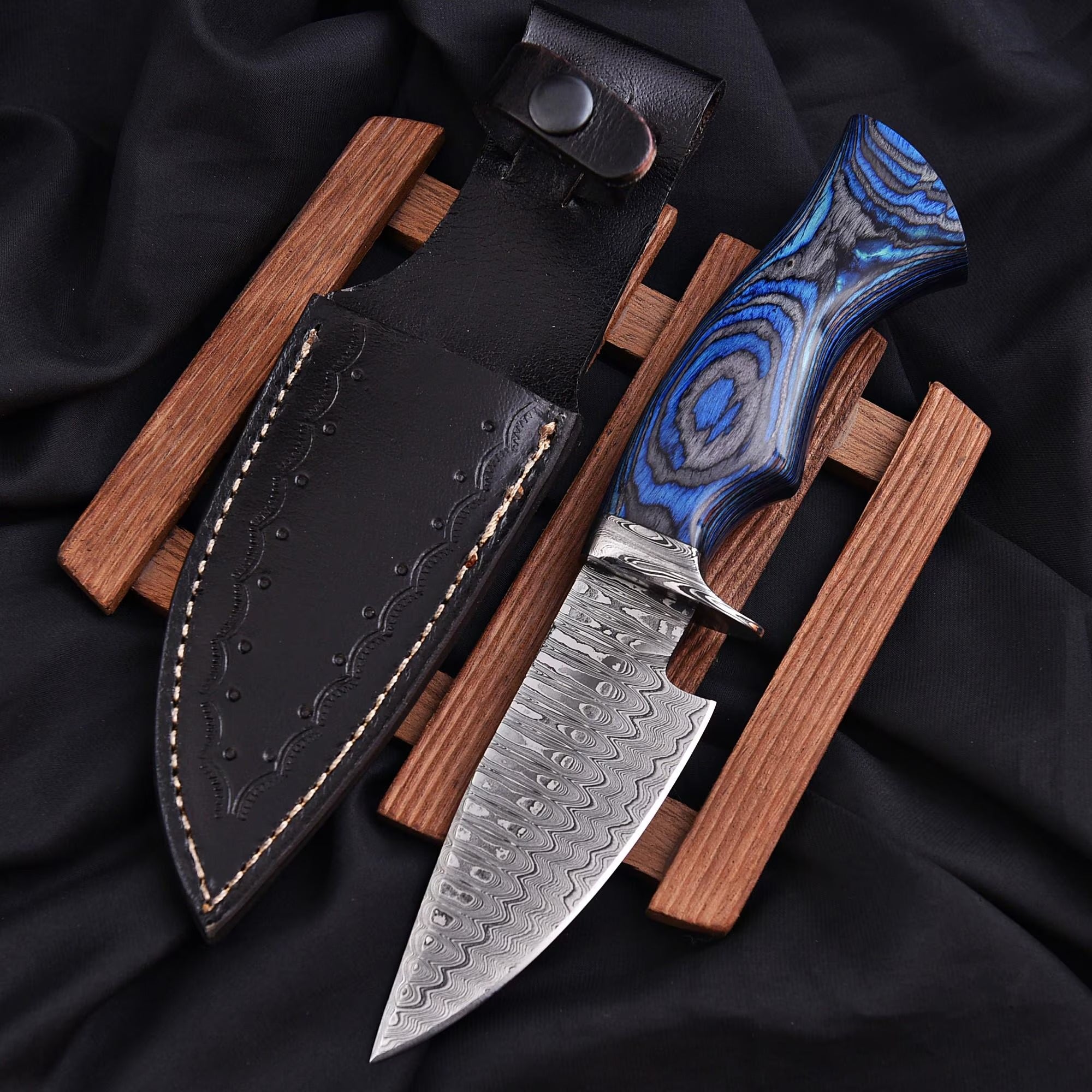 Custom Hand forged Hunting Bobket knife handel paka wood Sheath,outdoor camping